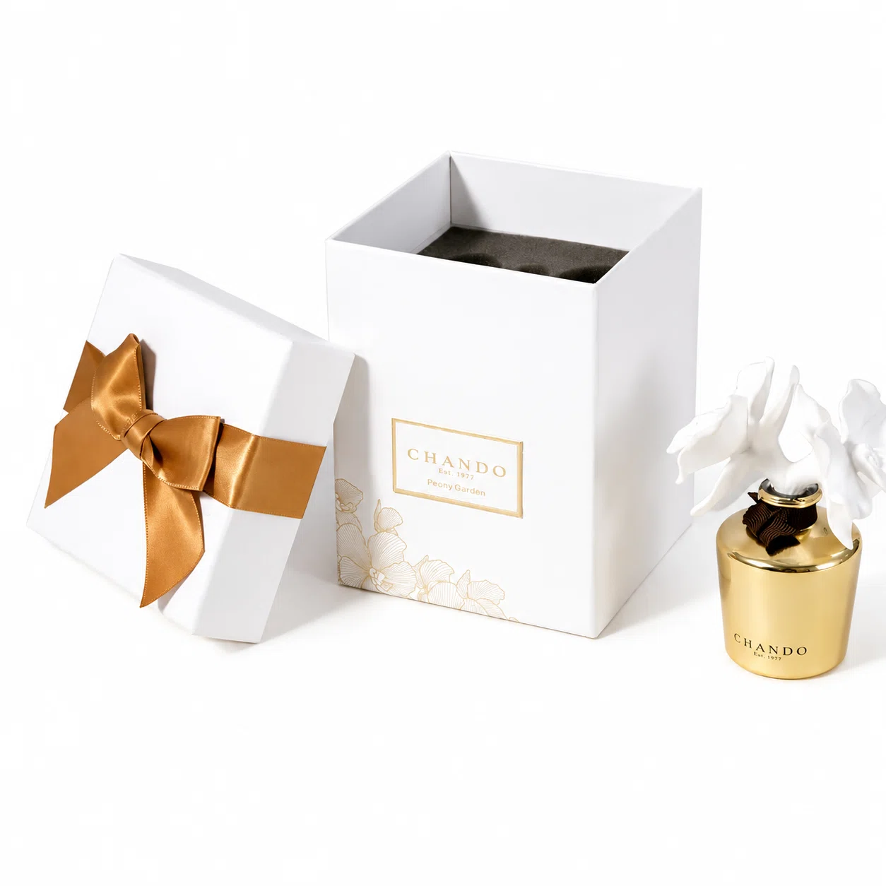 Custom-Ribbon-Tied-Perfume-Gift-Boxes