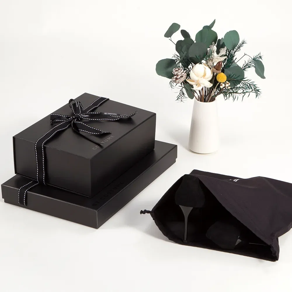 custom rigid apparel gift packaging boxes
