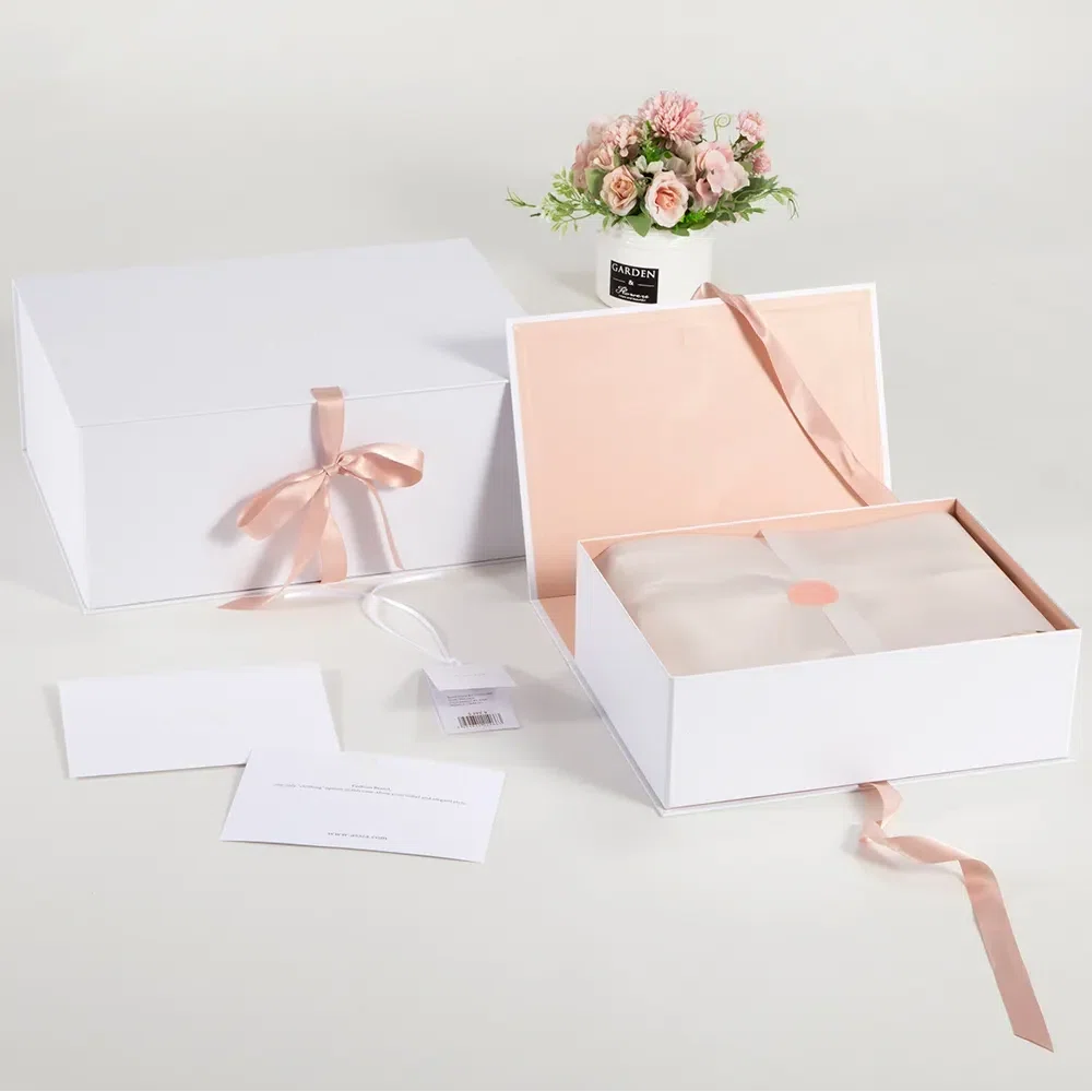 Custom clothing packaging box with ribbon closure
