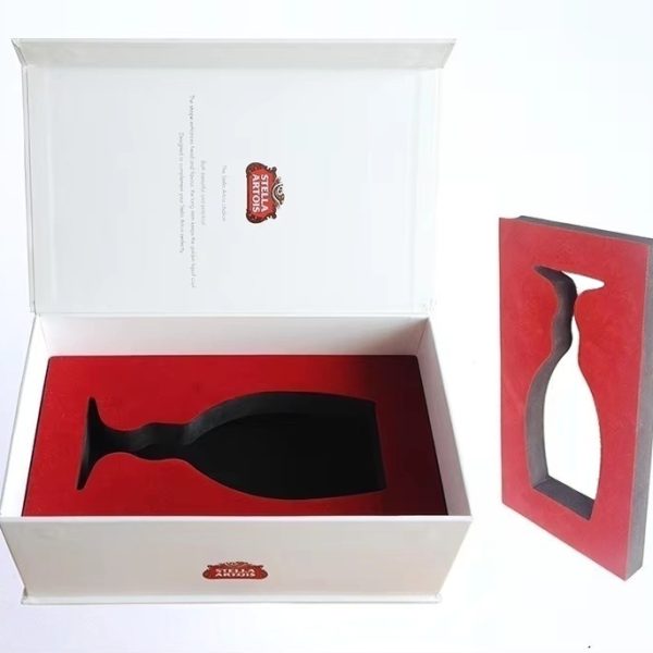 The glassware packaging box is protected by foam insert.